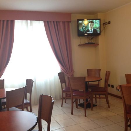 Hotel Belforte Варезе Екстериор снимка